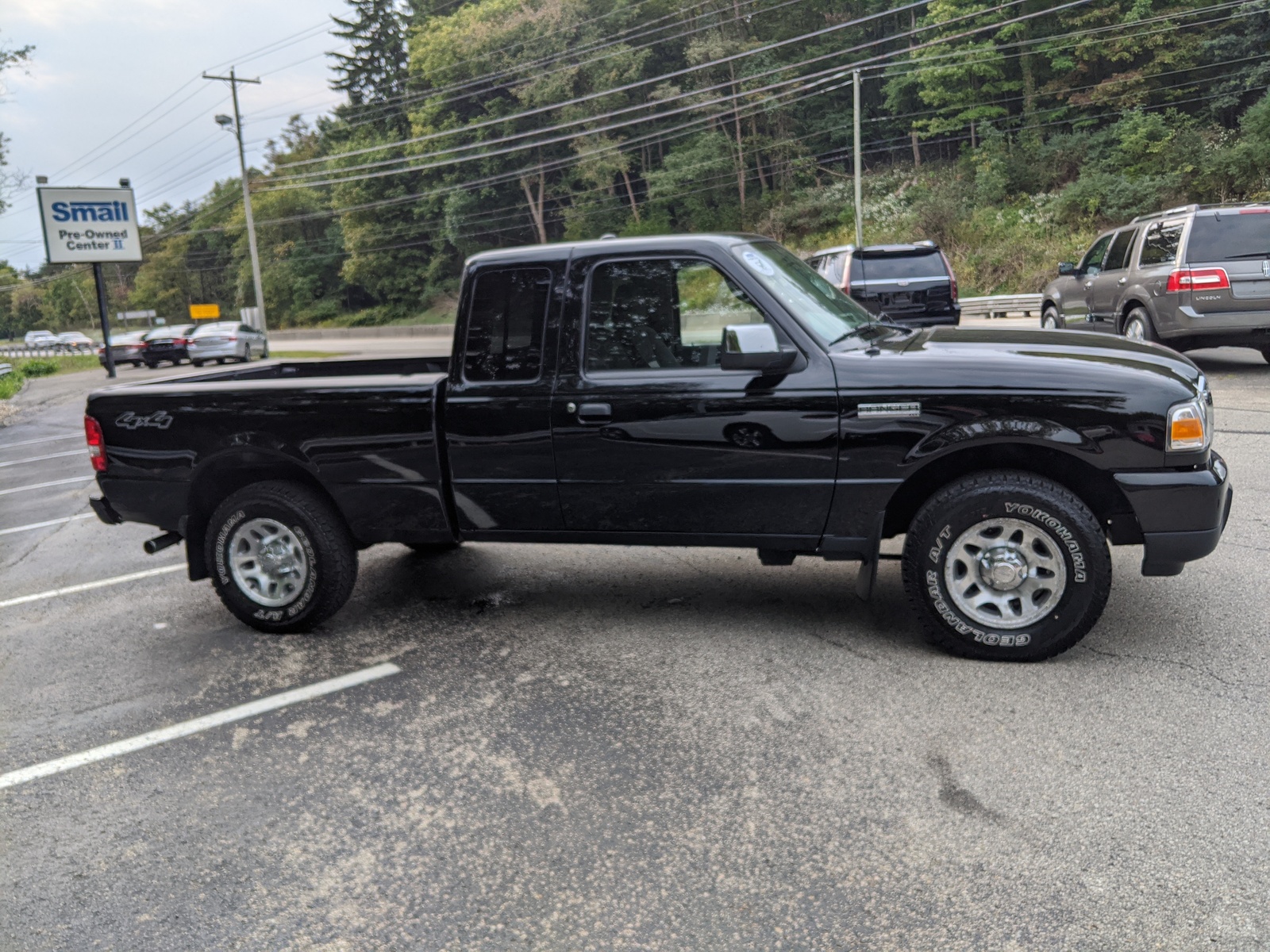 Pre-Owned 2011 Ford Ranger XLT in Black | Greensburg | #F82607X