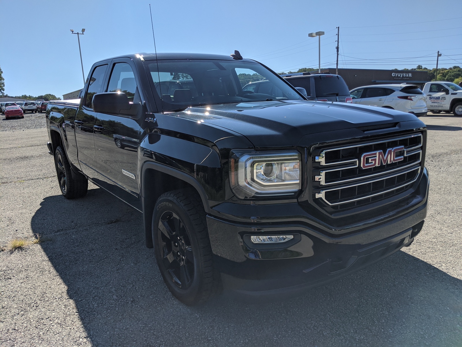 Pre-Owned 2018 GMC Sierra 1500 in ONYX BLACK | Greensburg | #G02568A