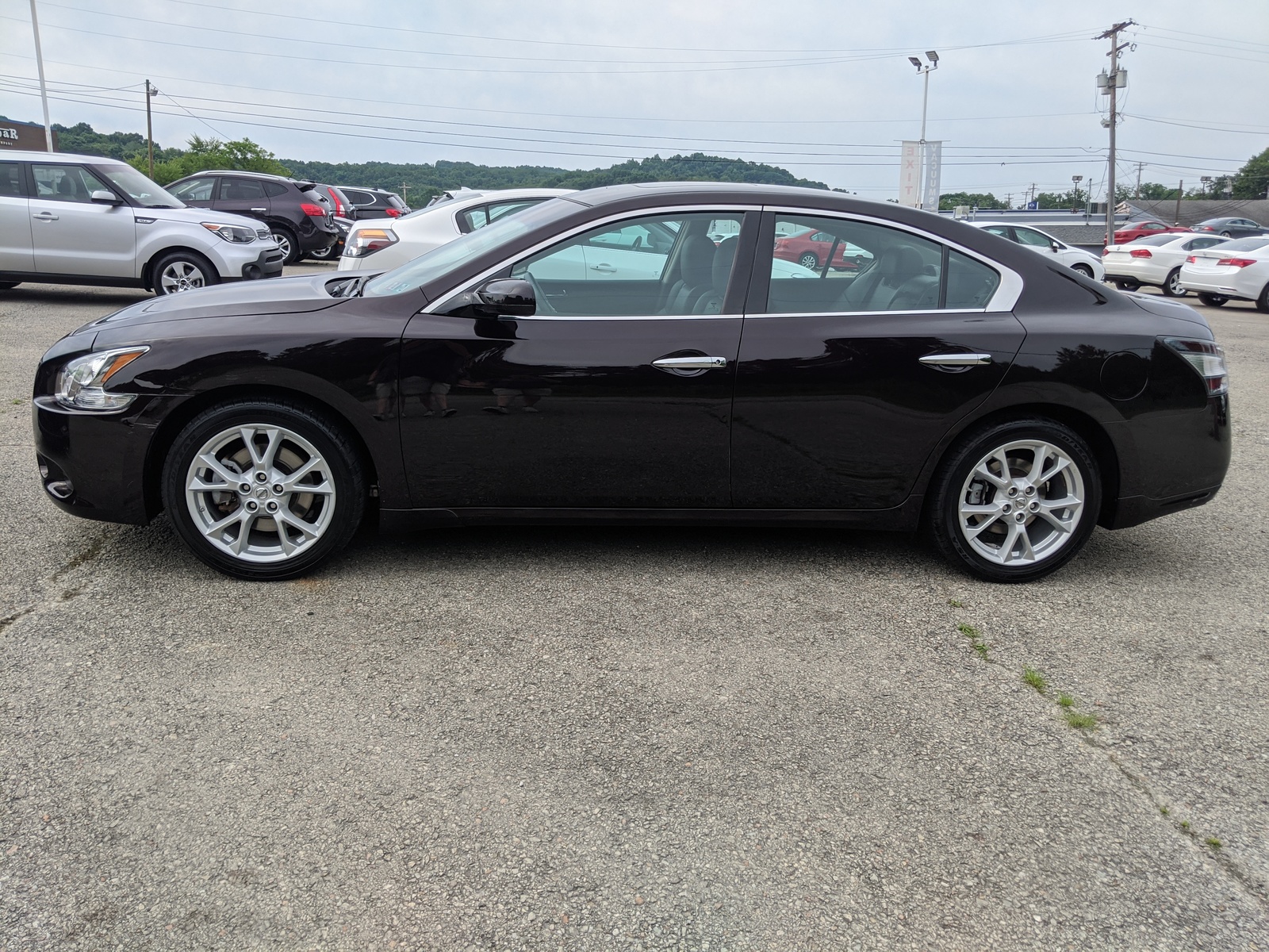 Pre-owned 2014 Nissan Maxima 3.5 S In Crimson Black Metallic 