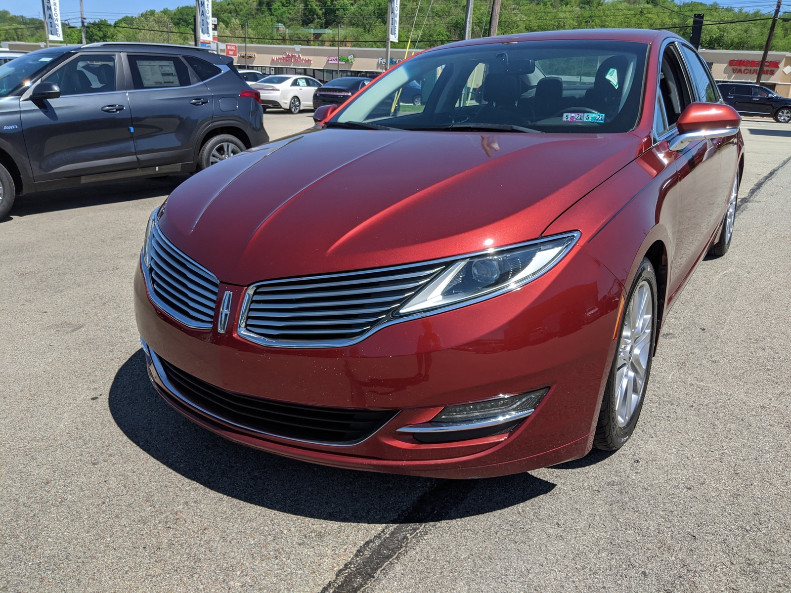 Pre-Owned 2014 Lincoln MKZ In Sunset Metallic | Greensburg | #G02356A