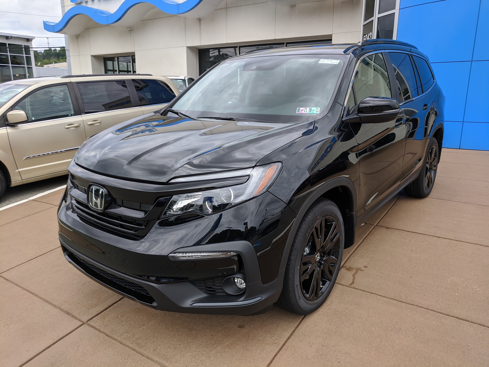 New 2021 Honda Pilot Special Edition in Crystal Black Pearl ...