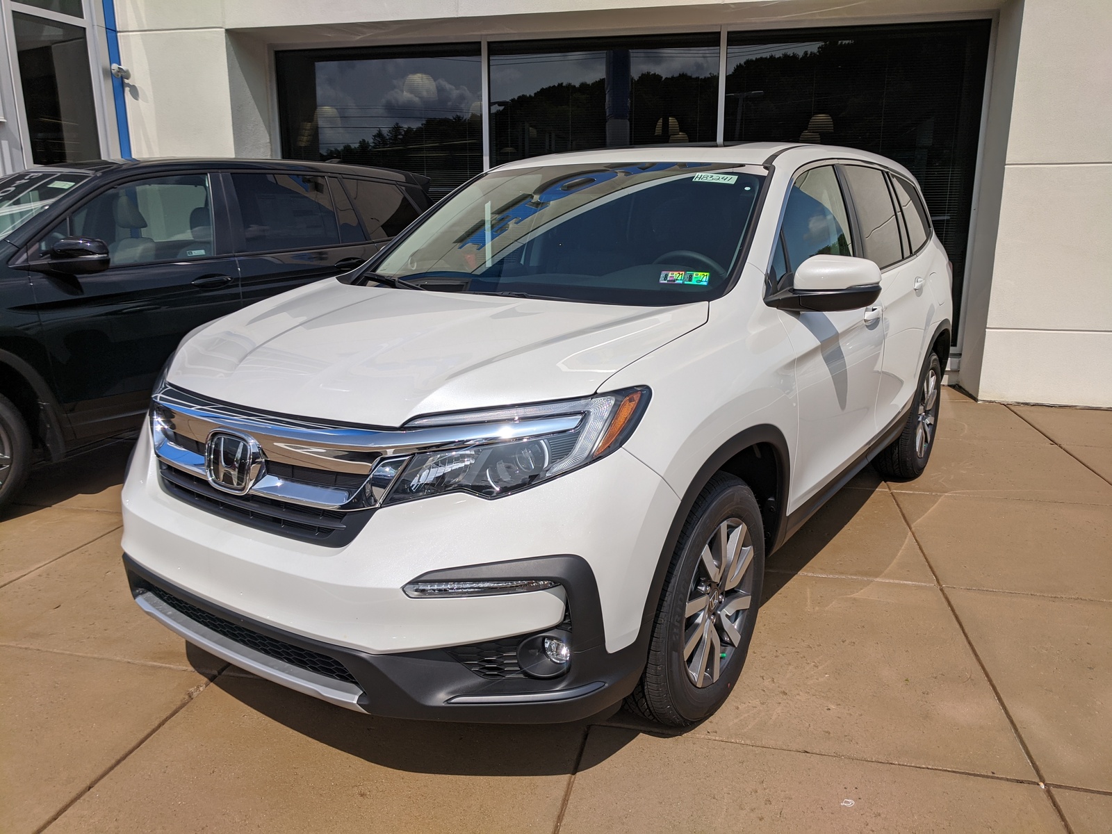 New 2021 Honda Pilot EX-L in Platinum White Pearl | Greensburg | #H83241