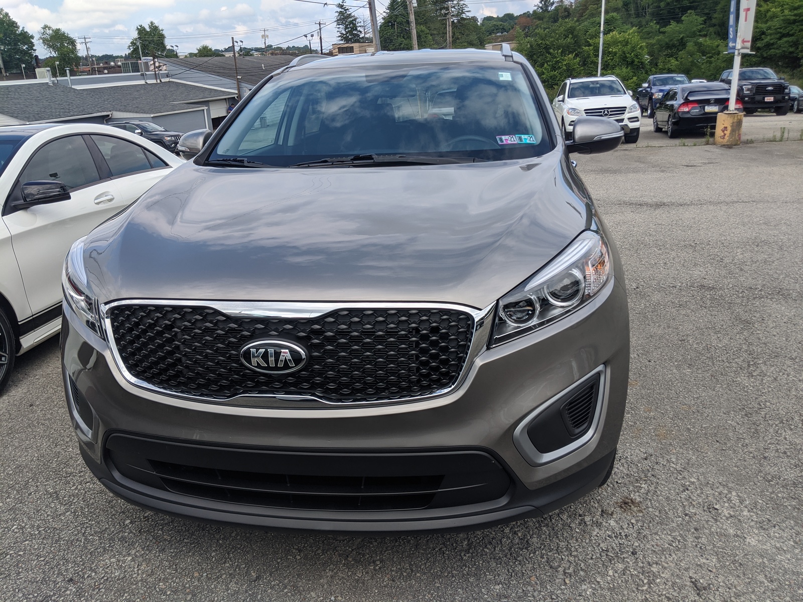 Pre-Owned 2016 Kia Sorento LX in Titanium Silver | Greensburg | #K81639A