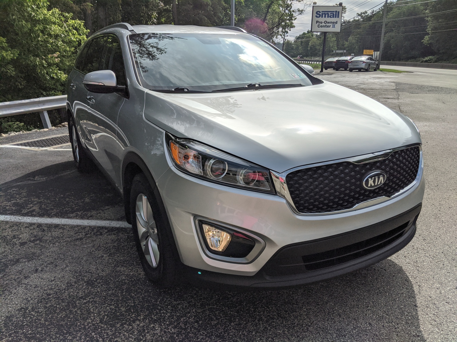 Pre-Owned 2016 Kia Sorento LX in SILVER | Greensburg | #K04195X