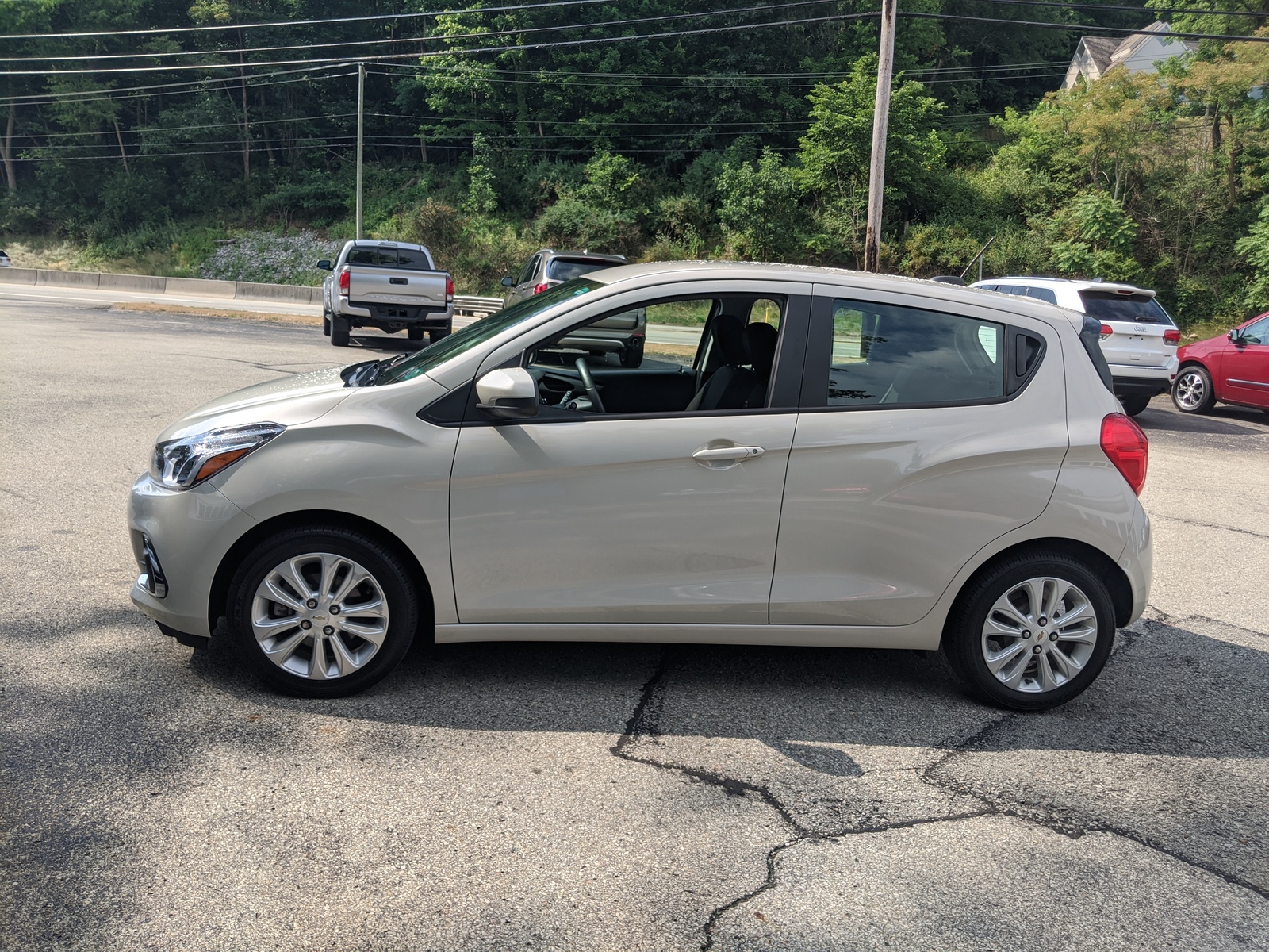 Pre-owned 2016 Chevrolet Spark Lt In Toasted Marshmallow 