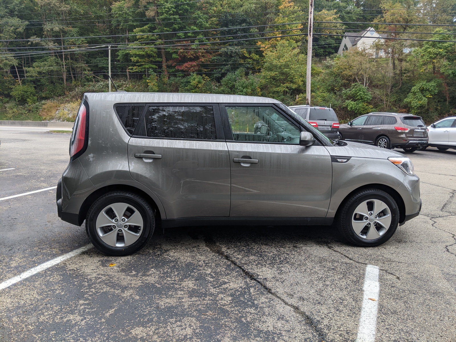 Pre-Owned 2014 Kia Soul Base in Titanium Gray | Greensburg | #H83257X