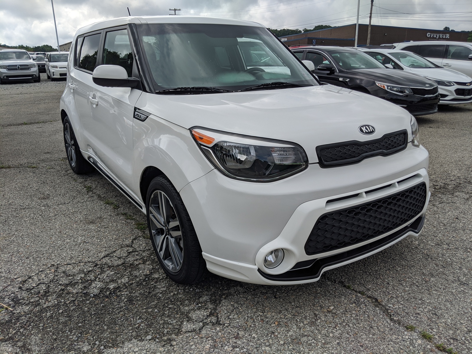 Pre-Owned 2016 Kia Soul + in WHITE | Greensburg | #K81632F