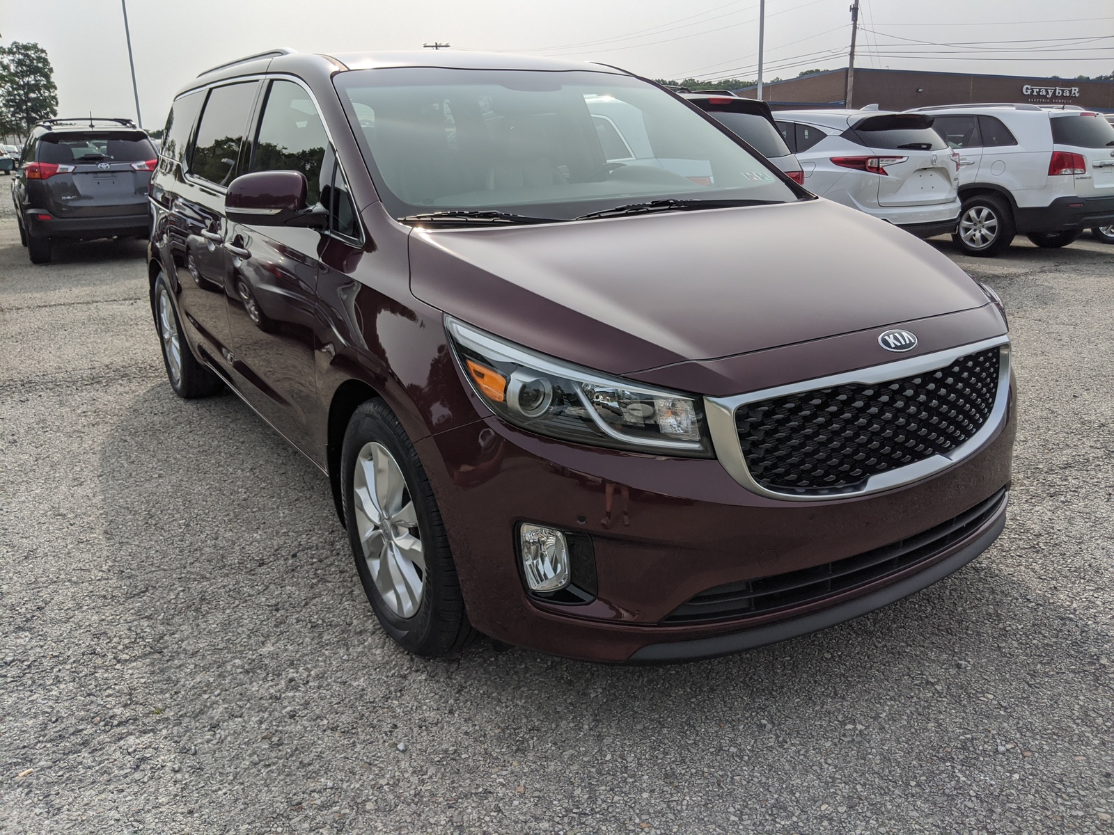 Pre-Owned 2017 Kia Sedona EX in Venetian Red | Greensburg | #K81662F